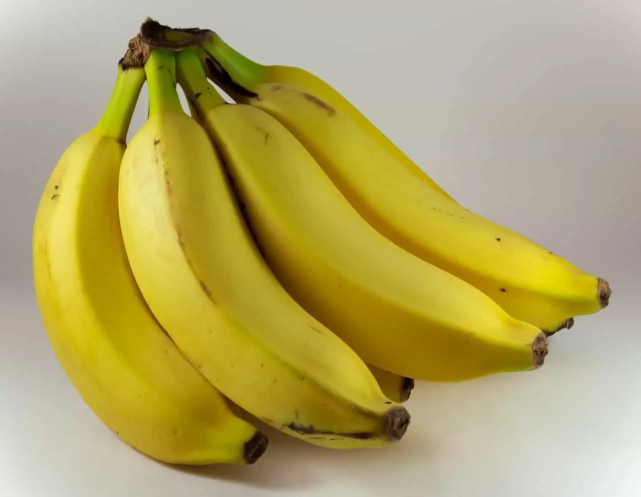Eating 2 Bananas a Day Benefits
